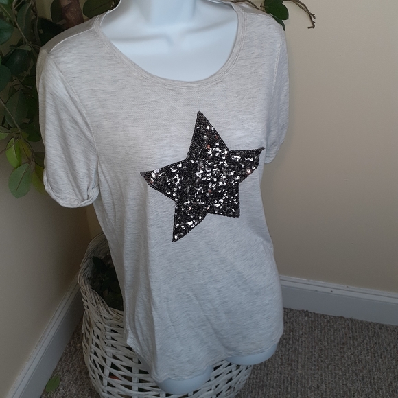 3/$15 I.N.C. Petite Embellished Star T Shirt - Picture 2 of 9